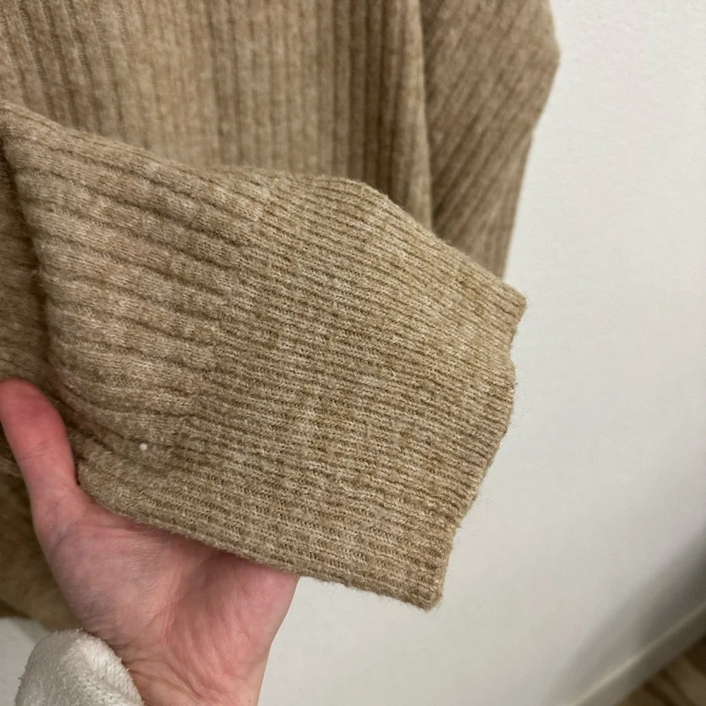 H&M Tan Women's Sweater set small - Picture 9 of 9